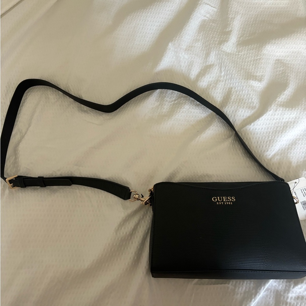 Guess Crossbody (Black)